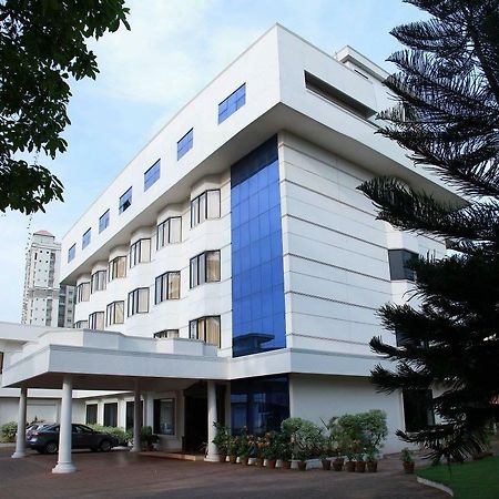 Kochi Hotel Edassery Mansion מראה חיצוני תמונה