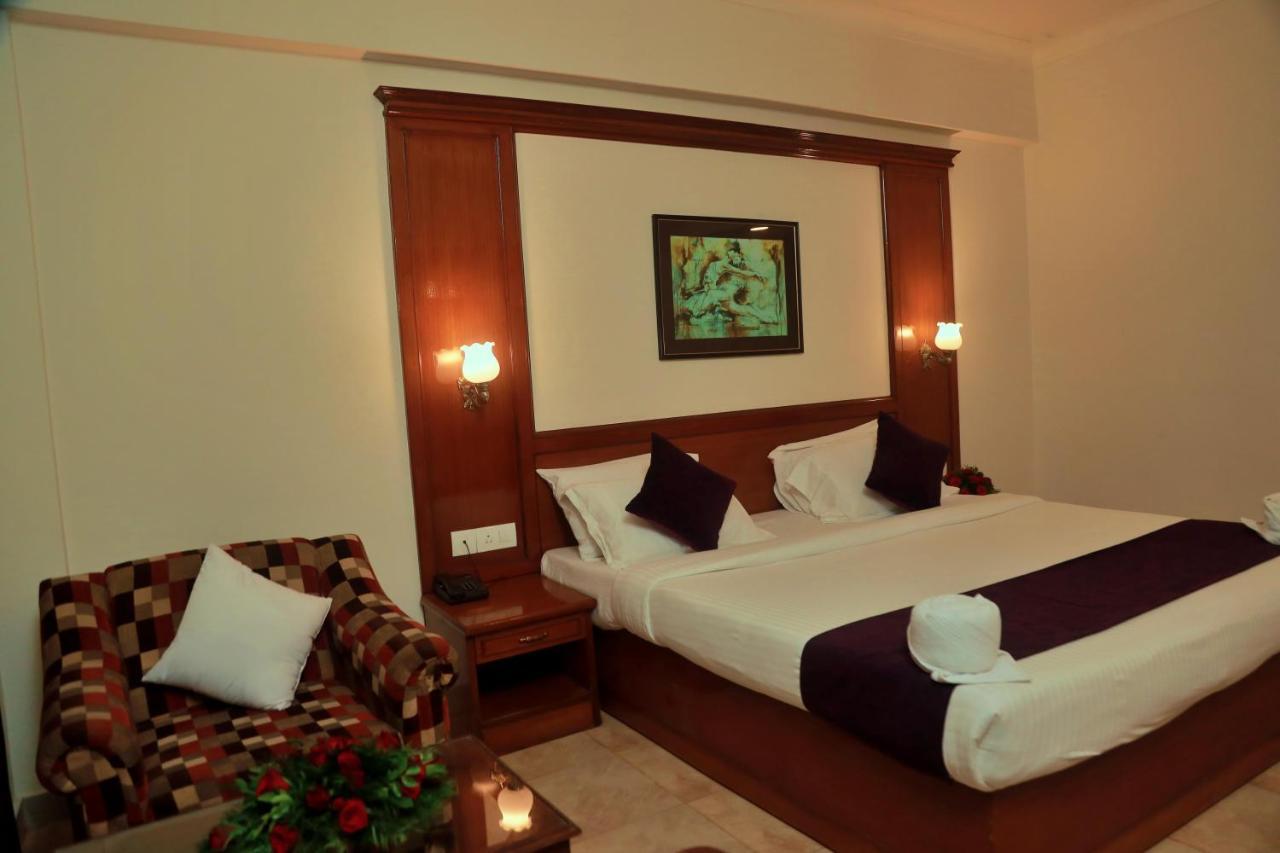 Kochi Hotel Edassery Mansion מראה חיצוני תמונה