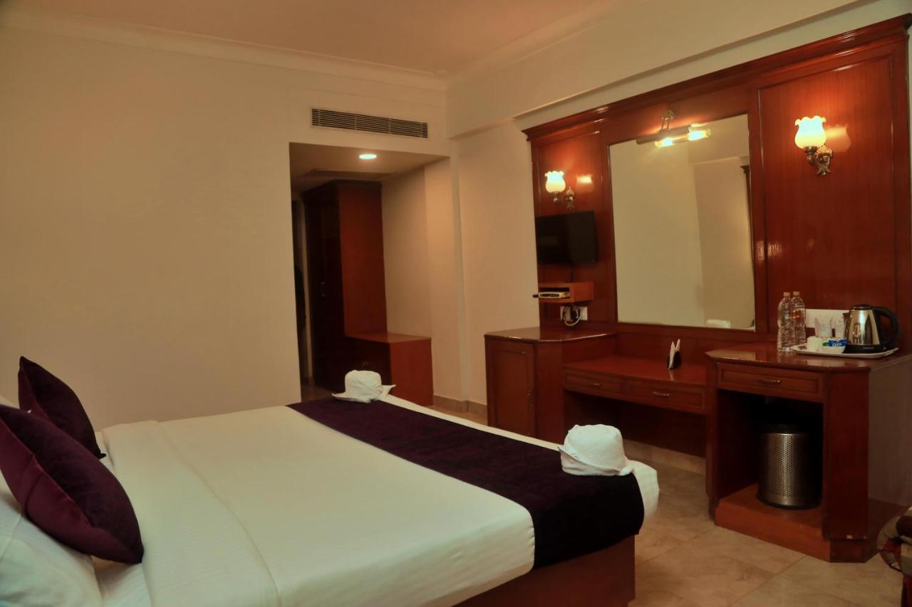 Kochi Hotel Edassery Mansion מראה חיצוני תמונה
