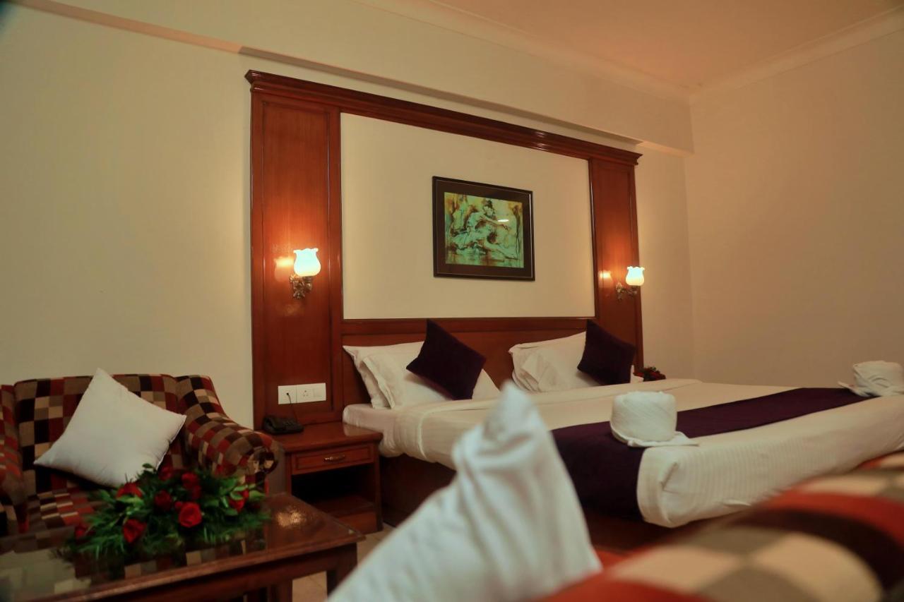 Kochi Hotel Edassery Mansion מראה חיצוני תמונה
