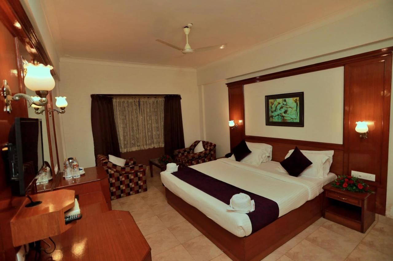 Kochi Hotel Edassery Mansion מראה חיצוני תמונה
