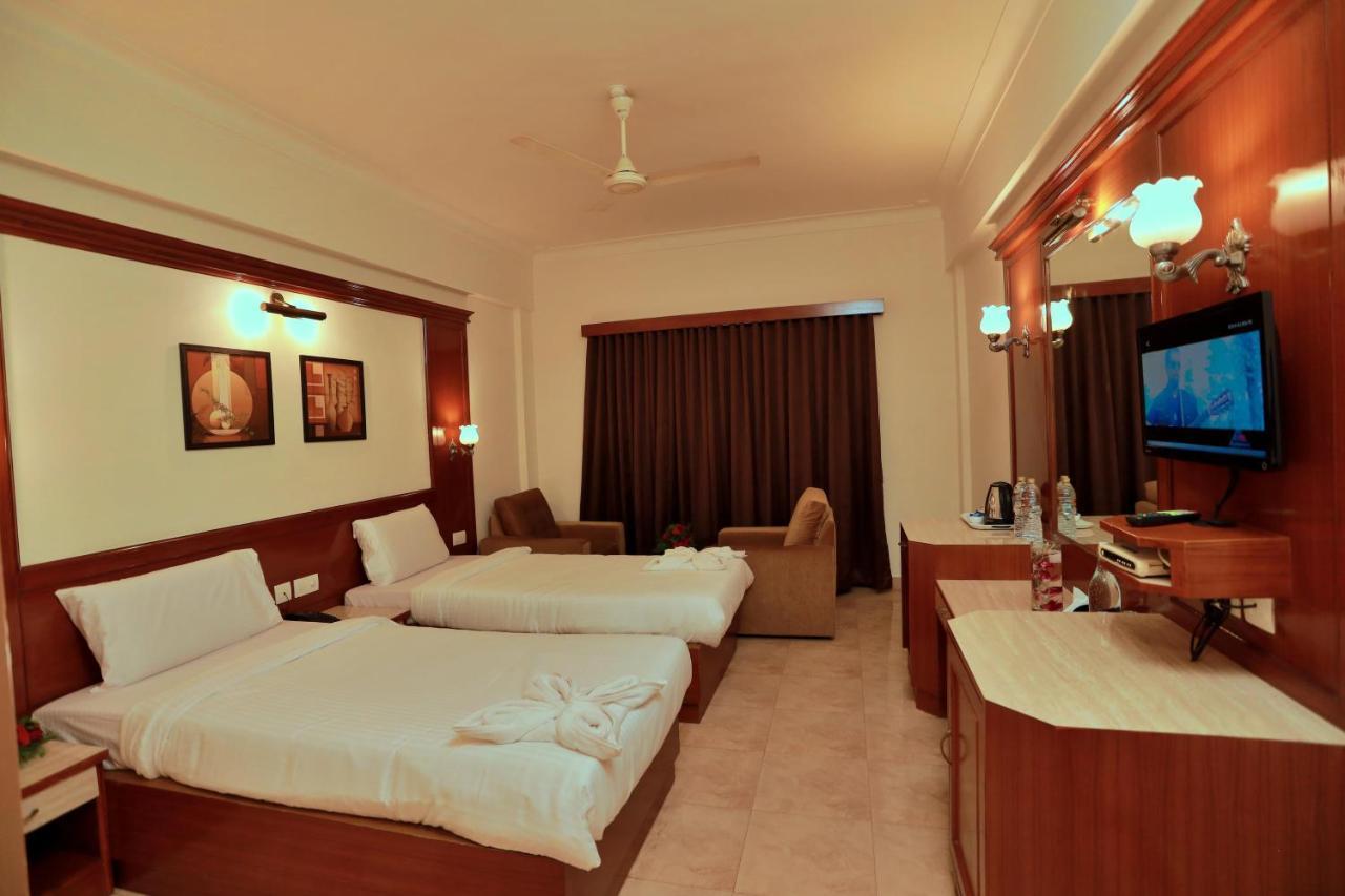 Kochi Hotel Edassery Mansion מראה חיצוני תמונה