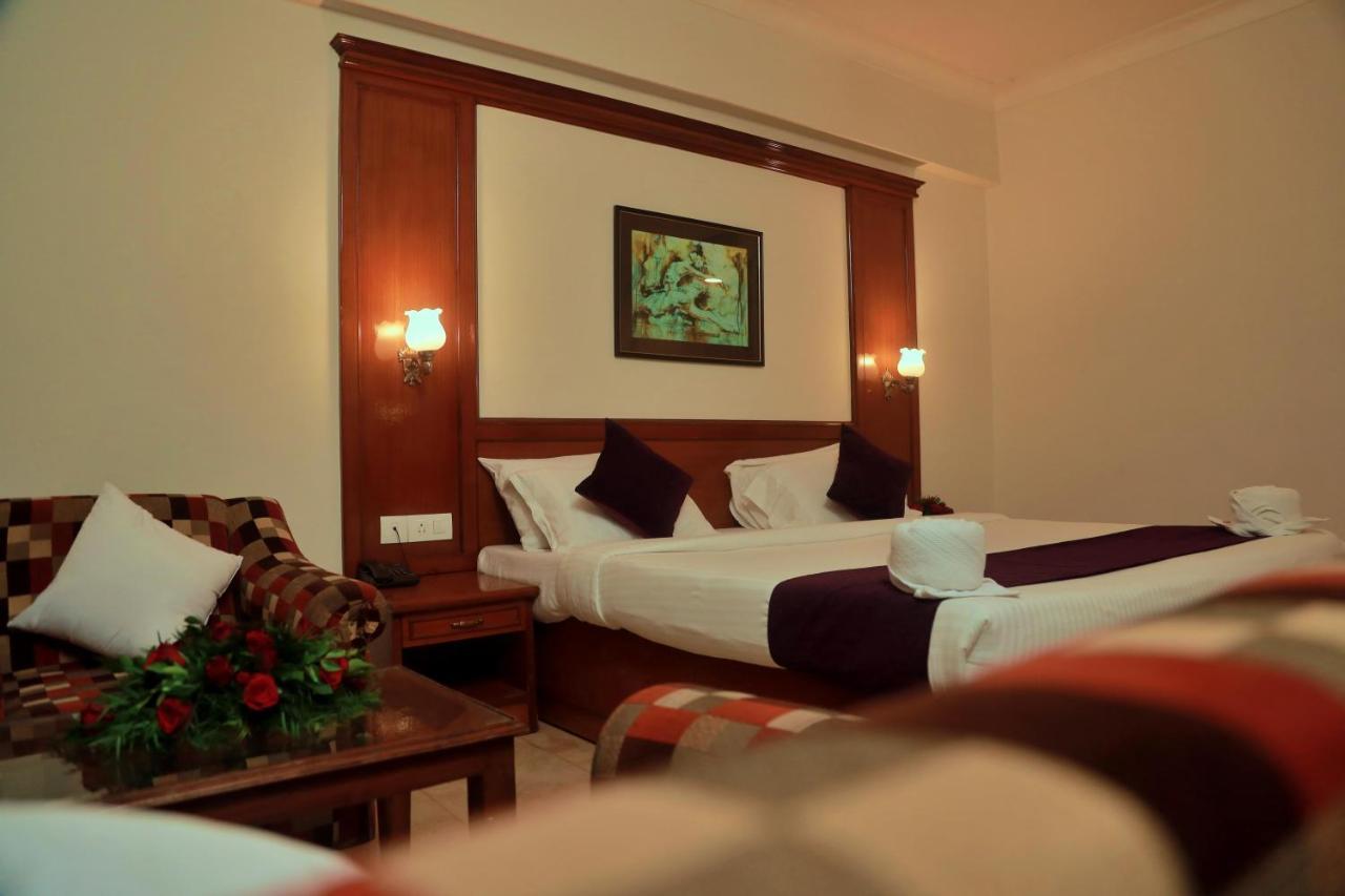 Kochi Hotel Edassery Mansion מראה חיצוני תמונה